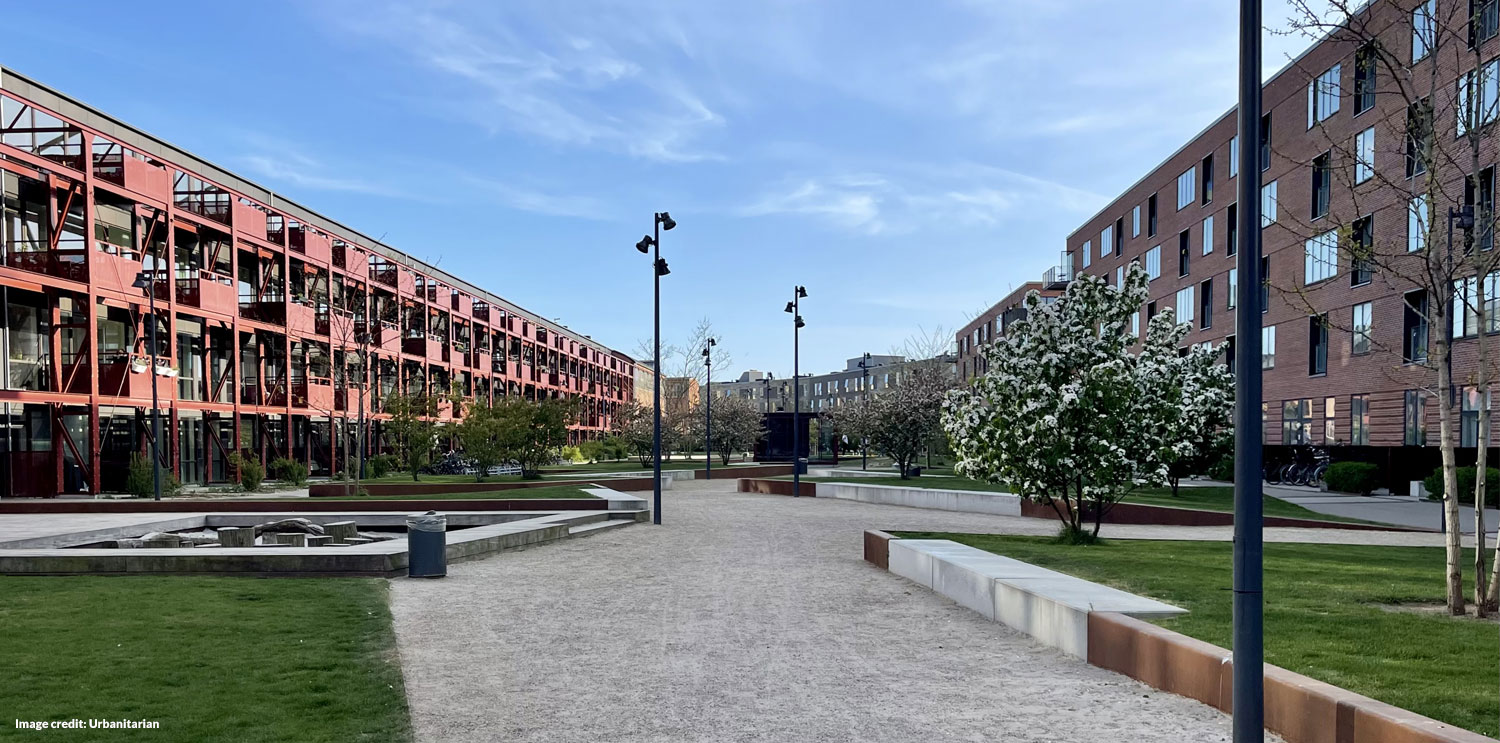 Community square with industrial heritage (before)