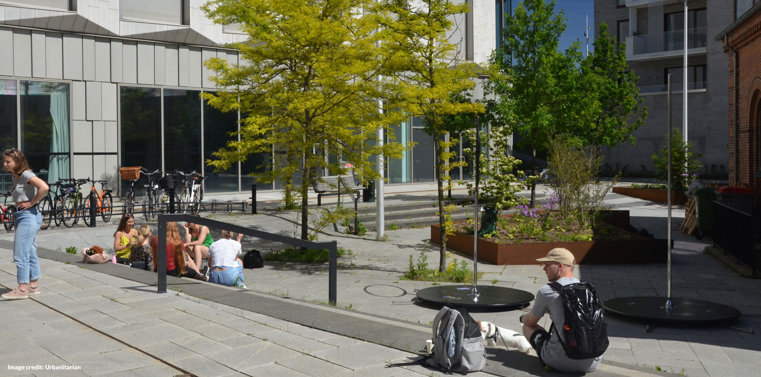 Sunken square with a focal heritage building (before)