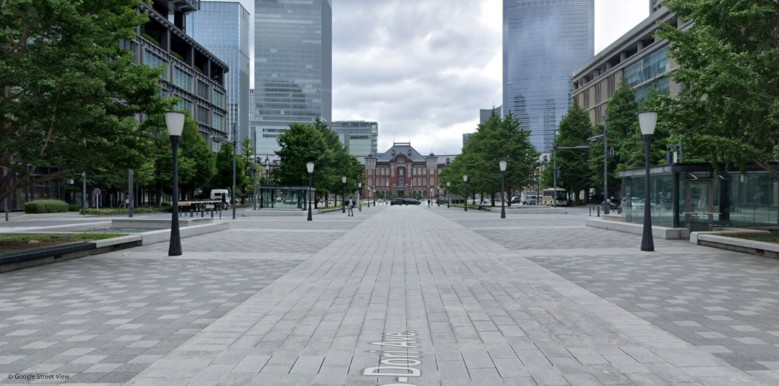 Pedestrian Boulevard with seasonal trees (before)