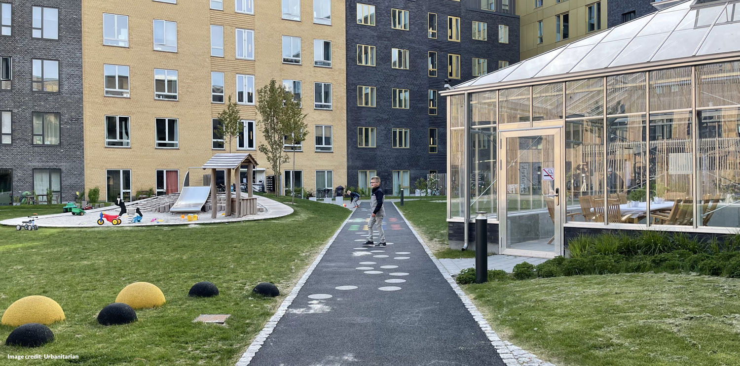 Kid-friendly street with outdoor chalkboard (before)