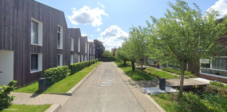 Living Street with bioswale (before)